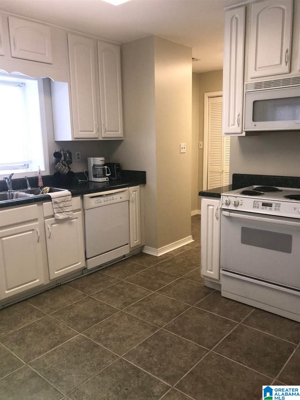 390 Limbaugh Road Sylacauga, AL 35150 - Photo 14 of 39