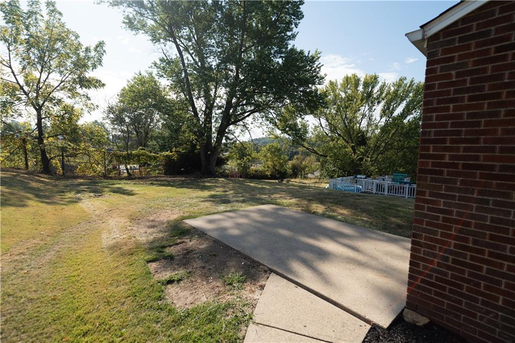 746 Lechner Lane Pittsburgh, PA 15227 - Photo 20 of 25 a view of backyard with green space