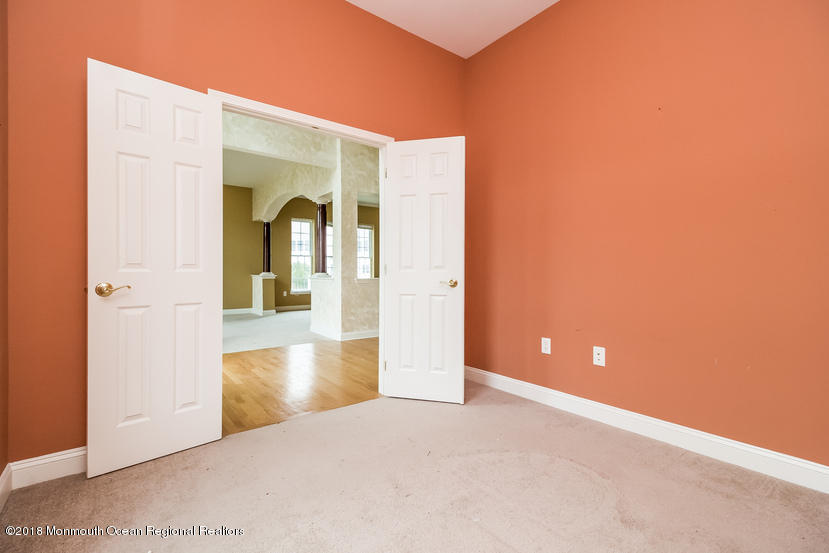 10 Rockspray Court Howell, NJ 07731 - Photo 11 of 25 2 (5)