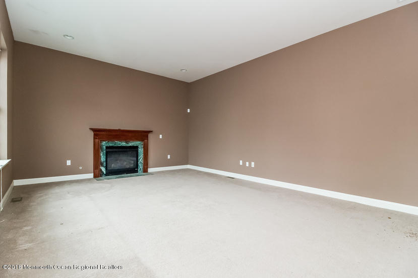 10 Rockspray Court Howell, NJ 07731 - Photo 17 of 25 2 (11)