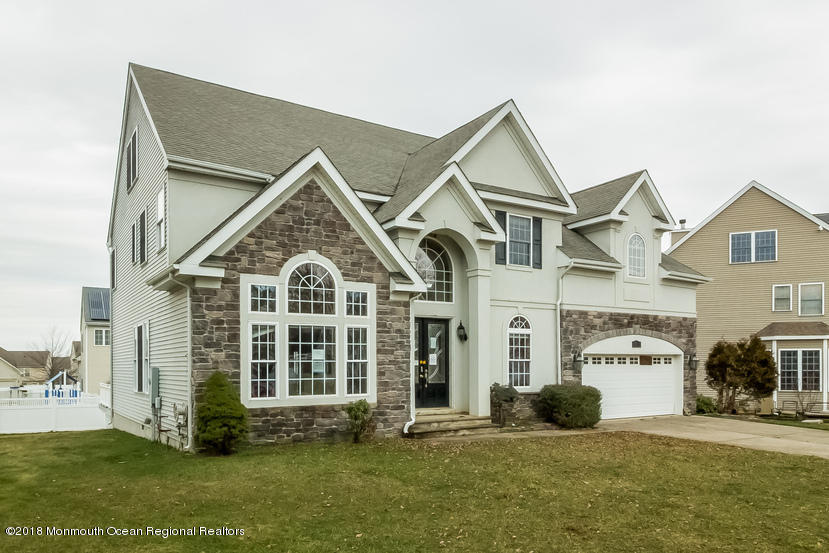 10 Rockspray Court Howell, NJ 07731 - Photo 3 of 25 1 (3)