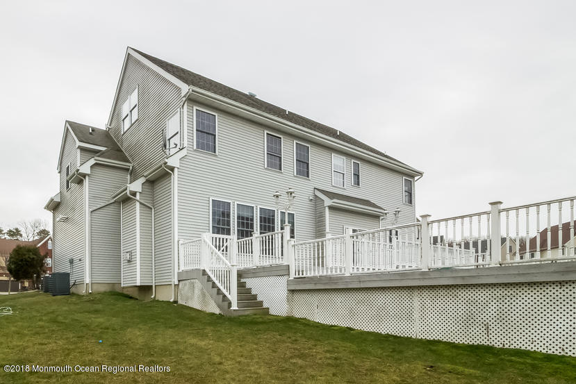 10 Rockspray Court Howell, NJ 07731 - Photo 4 of 25 1 (4)