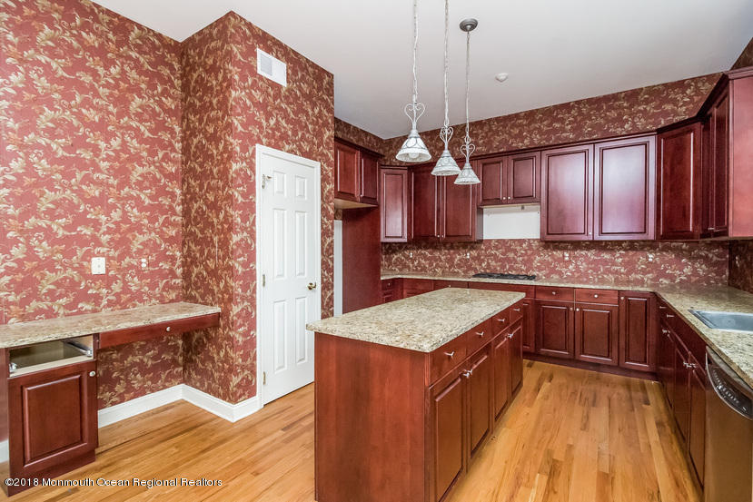 10 Rockspray Court Howell, NJ 07731 - Photo 9 of 25 2 (3)