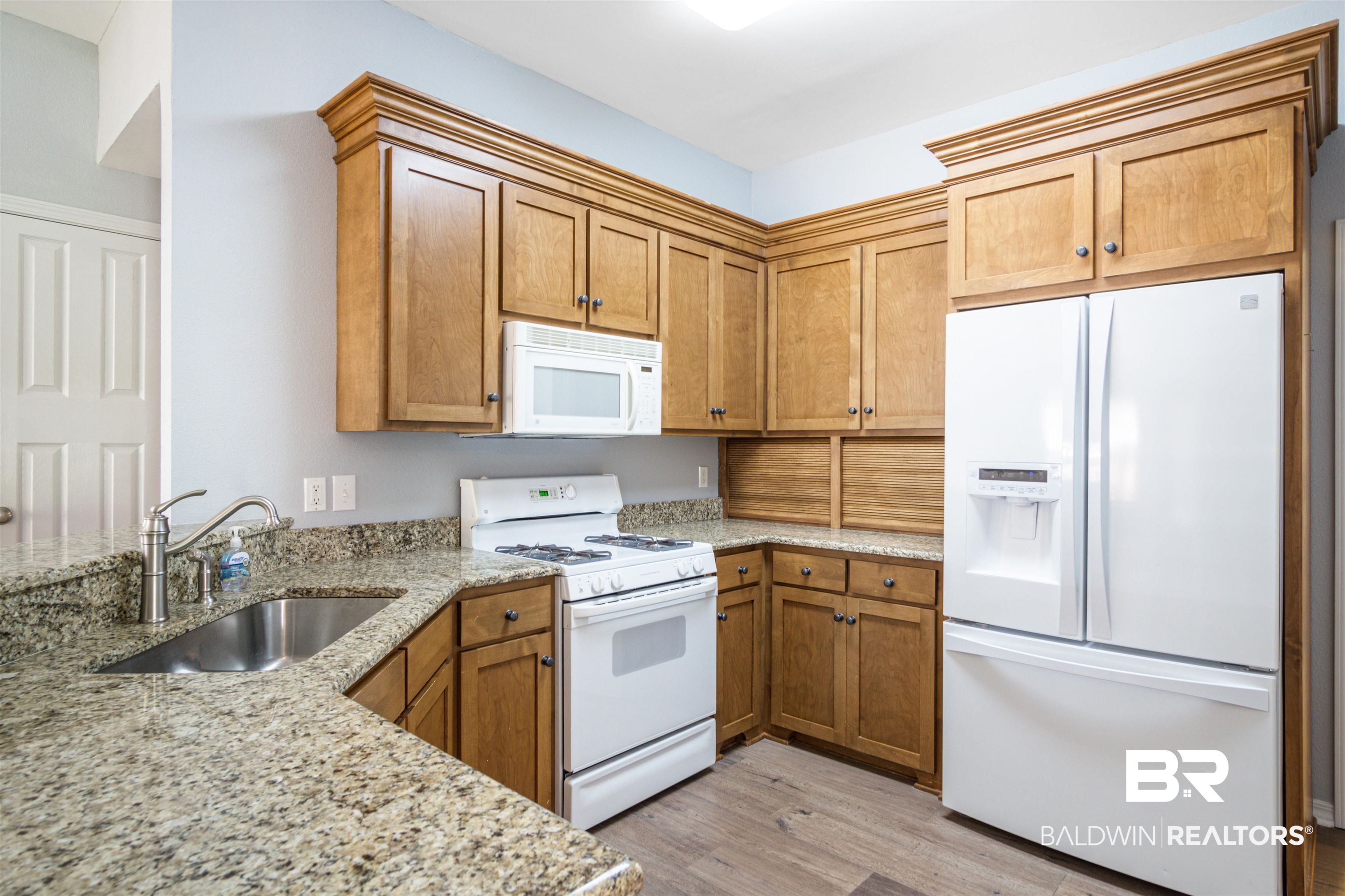 203 Spring Lake Drive Fairhope, AL 36532 - Photo 9 of 27