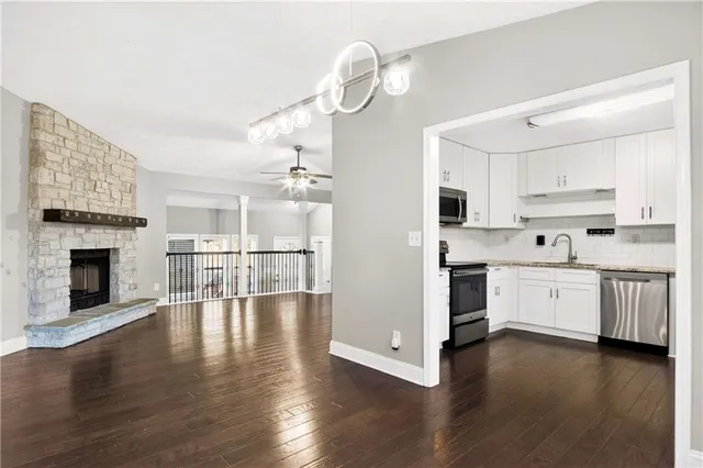 $370,000 | 808 Emerald Chase, Powder Springs, GA 30127