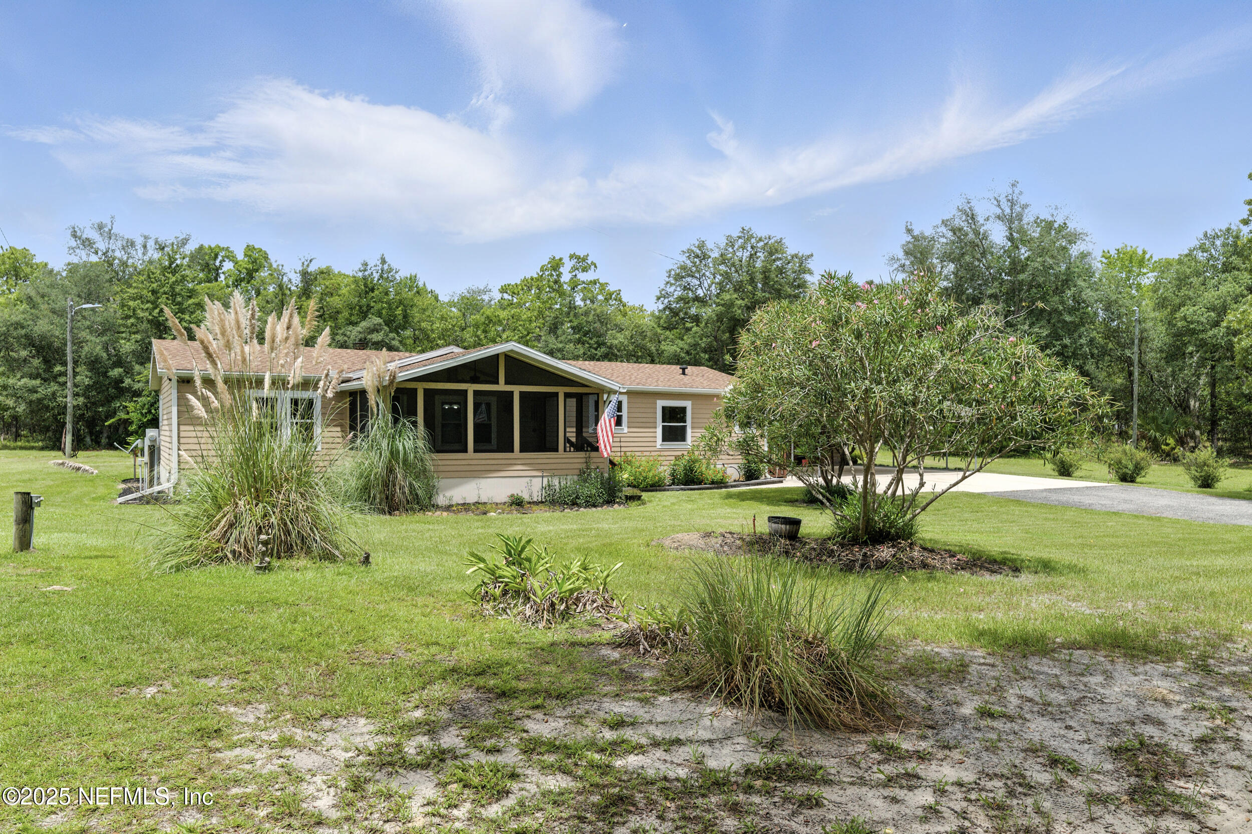 209 Thunder Road Interlachen, FL 32148 - Photo 1 of 44 front