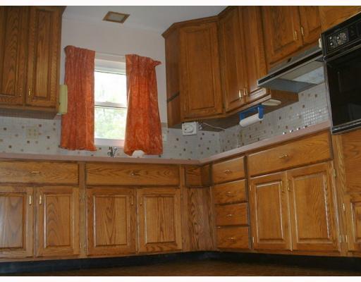 6597 Pine Ridge Avenue Enon, OH 45323 - Photo 4 of 8