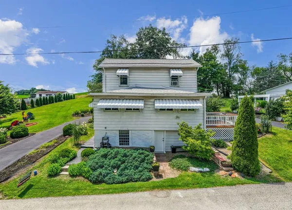$215,000 | 105 Dutchtown Road, Herminie, PA 15637