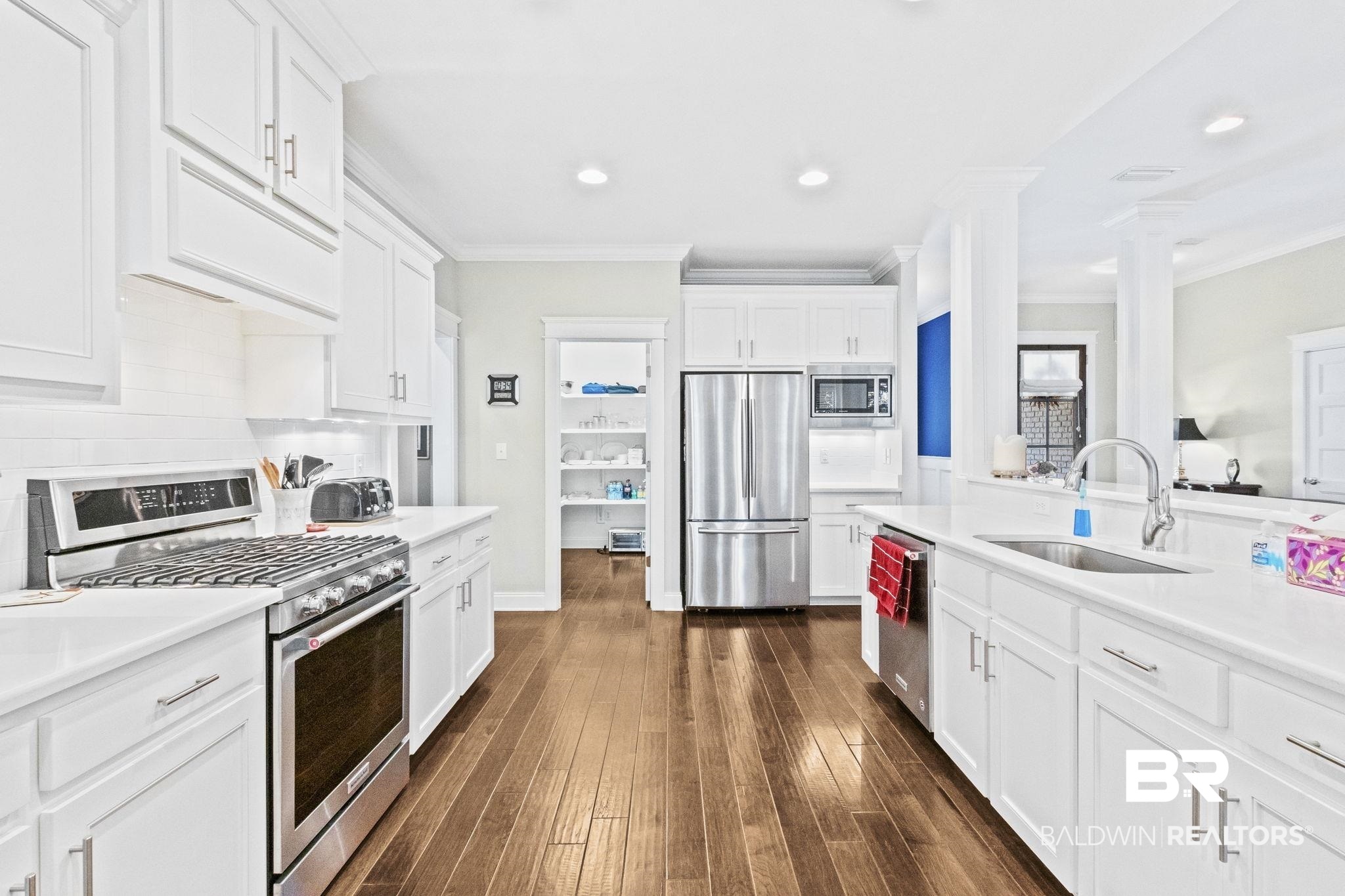 354 Craftsman Avenue Fairhope, AL 36532 - Photo 8 of 68 Hardwood Flooring