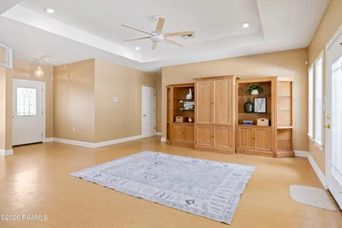 $267,500 | 305 Crossbow Drive, New Iberia, LA 70563
