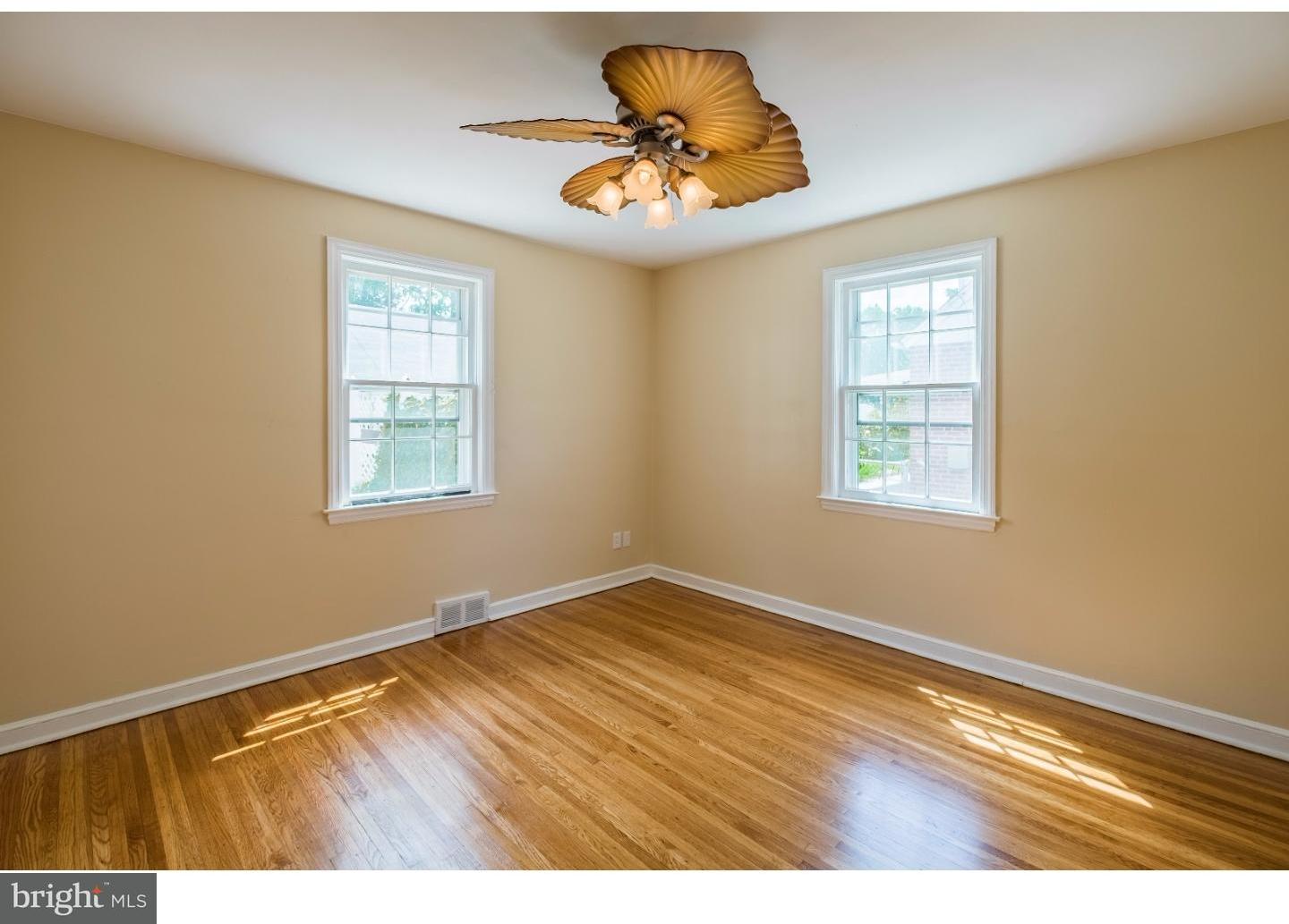 105 Glendale Road Havertown, PA 19083 - Photo 14 of 25 Bedroom 3
