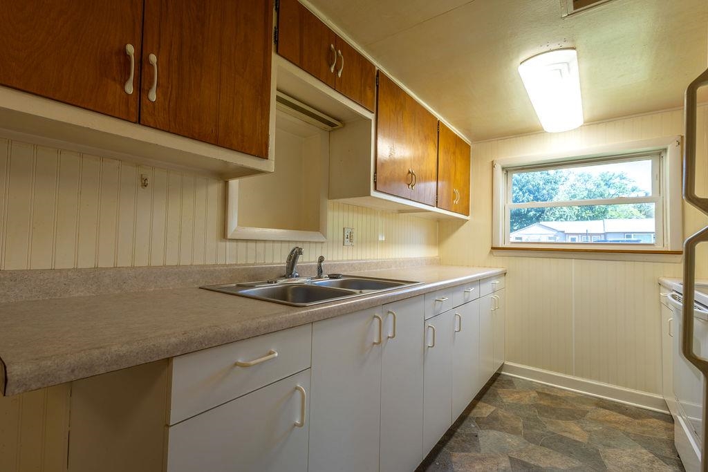 2160 South Afton Road Beloit, WI 53511 - Photo 7 of 20
