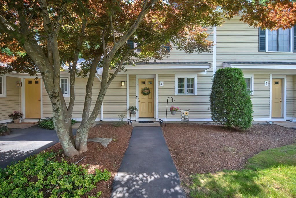 7 Nancy Road, Unit 4, Easton, MA 02375 Compass