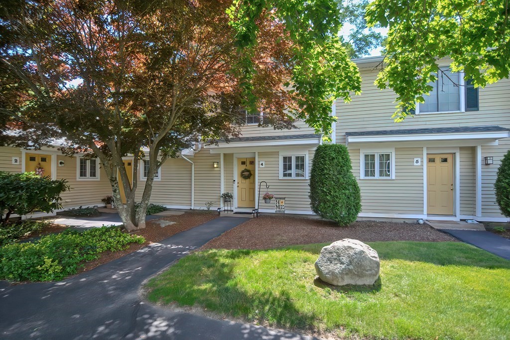7 Nancy Road, Unit 4 Easton, MA 02375 - Photo 3 of 35 Gallery Image 3