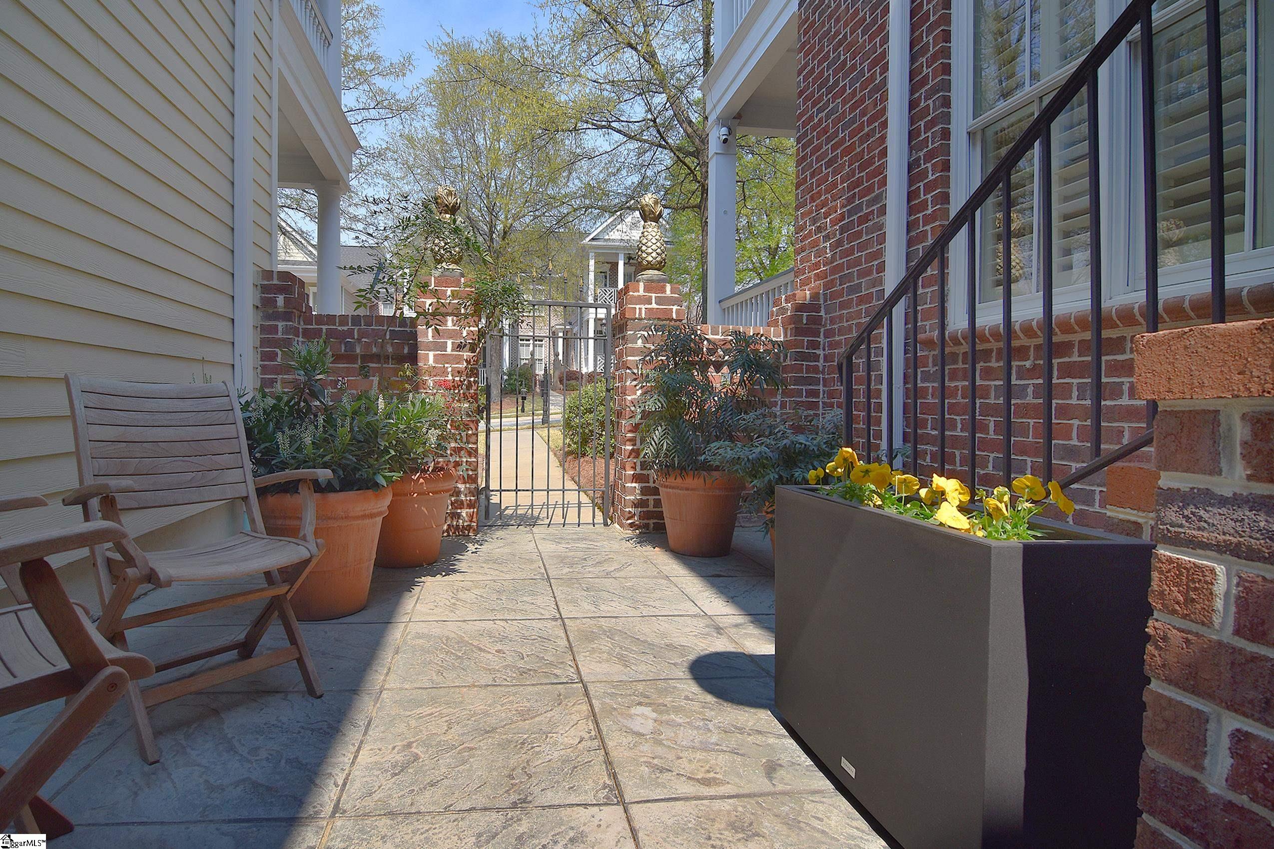 103 Rivoli Lane Greenville, SC 29615 - Photo 6 of 47 Gallery Image 6