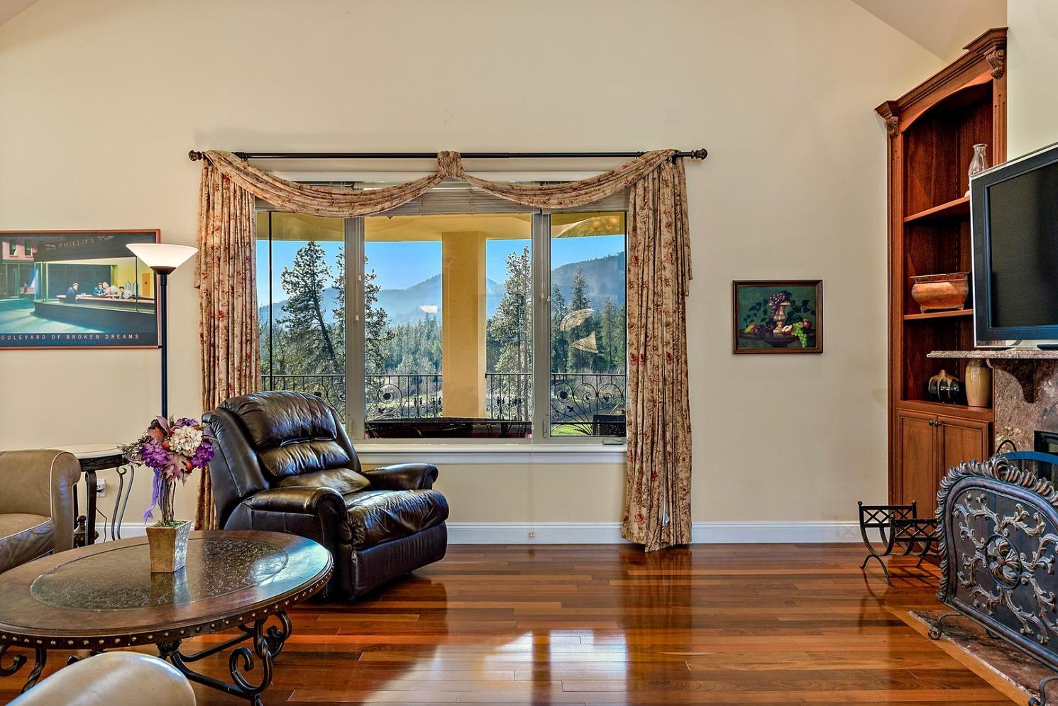 13247 Water Gap Road Williams, OR 97544 - Photo 10 of 35 Additional Photo