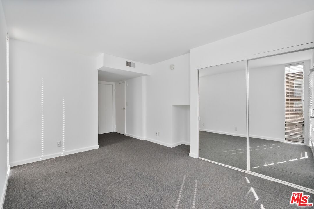 114 Fleet Street Marina del Rey, CA 90292 - Photo 17 of 26 a view of an empty room