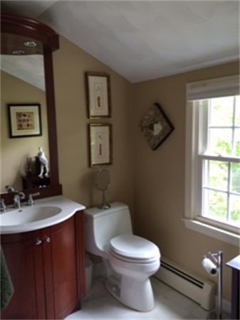 64 Providence Road Westford, MA 01886 - Photo 16 of 29 Gallery Image 16
