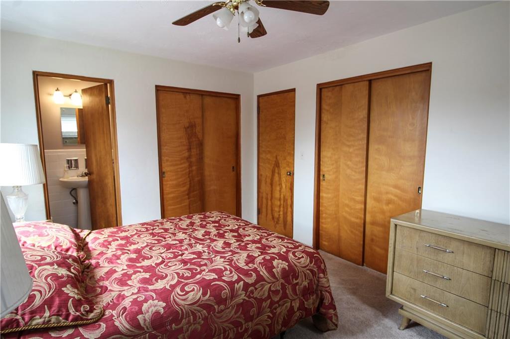 637 Greenlee Road Pittsburgh, PA 15227 - Photo 13 of 25 Gallery Image 13