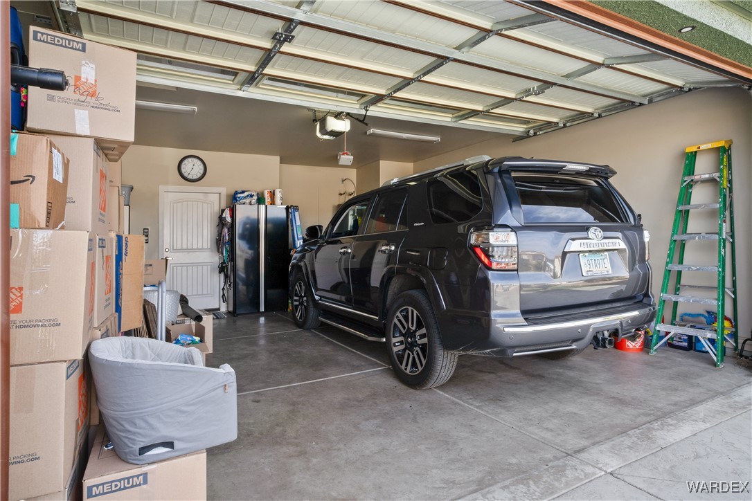 3270 Motherload Road Kingman, AZ 86401 - Photo 46 of 49 Garage