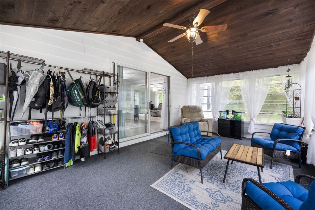 268 Log Road Smithfield, RI 02917 - Photo 17 of 50