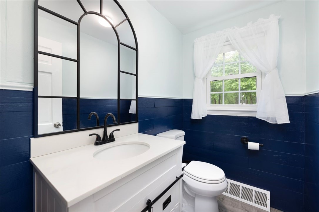 268 Log Road Smithfield, RI 02917 - Photo 19 of 50