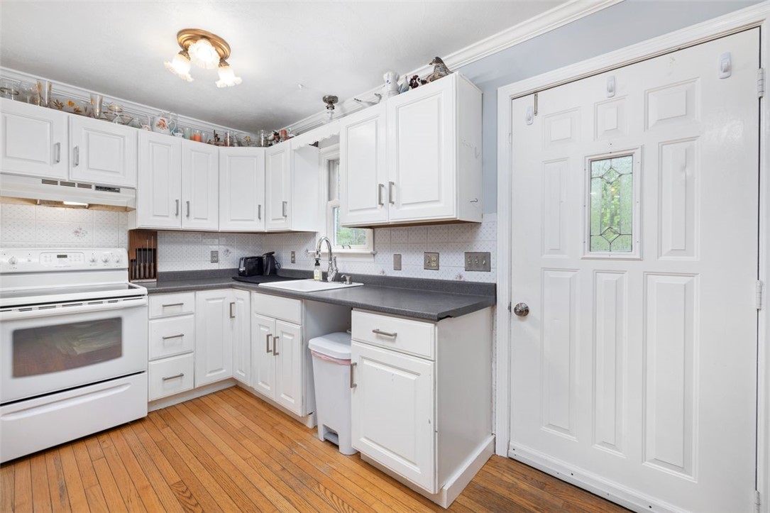 268 Log Road Smithfield, RI 02917 - Photo 41 of 50 Suite-KITCH/MAIN ENTRY