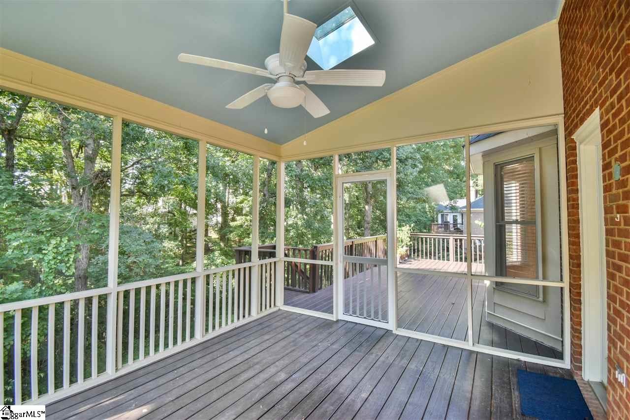 118 Sun Meadow Road Greer, SC 29650 - Photo 9 of 32 Gallery Image 9