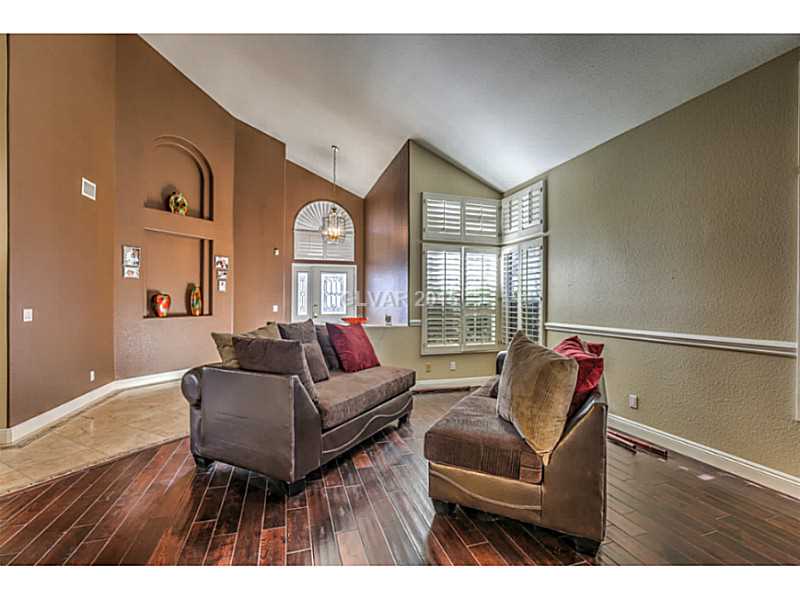 2005 Loggerhead Road Las Vegas, NV 89117 - Photo 7 of 35 Living Room.
