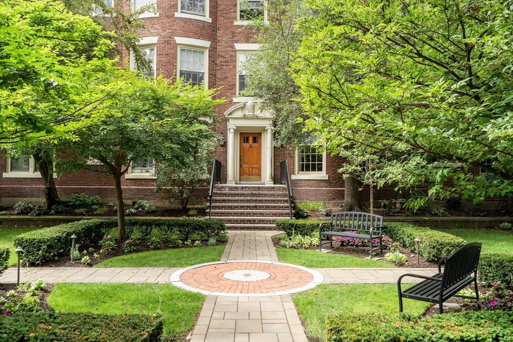 141 Beaconsfield Road, Unit 6 Brookline, MA 02445 - Photo 19 of 19