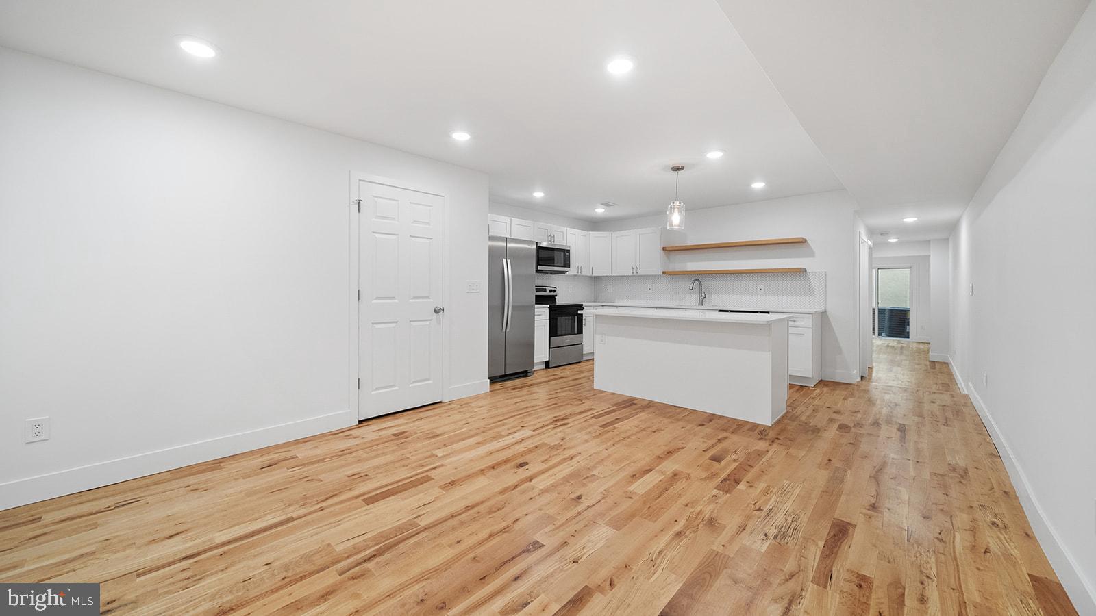 512 South 4th Street Philadelphia, PA 19147 - Photo 1 of 1