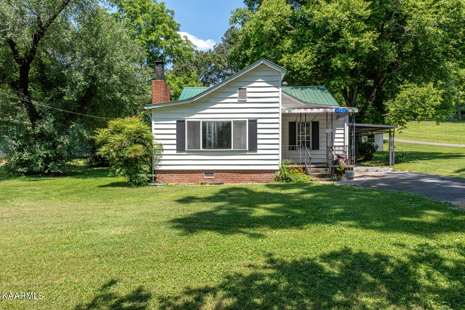 4541 Wildwood Springs Road, Maryville, TN 37804 Compass