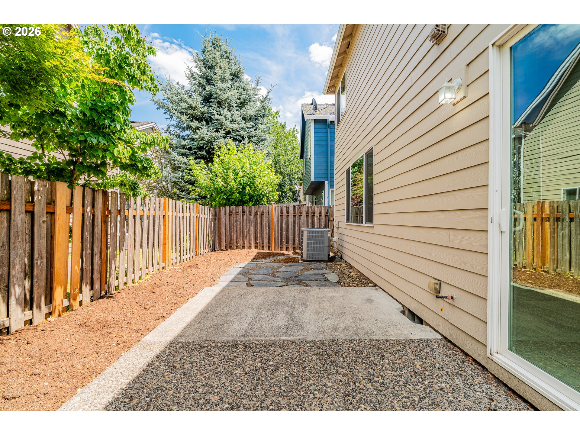 1037 Southwest 18th Way Troutdale, OR 97060 - Photo 32 of 43
