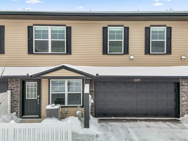 $362,310 | 5229 Long Pointe Pass, Woodbury, MN 55129