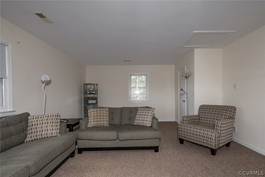 5009 Tulip Oak Road Chesterfield, VA 23832 - Photo 19 of 35 a living room with furniture and a couch