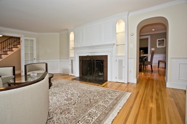51 Sheffield Road Melrose, MA 02176 - Photo 8 of 30 Gallery Image 8