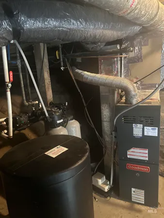 $199,900 | 309 North Broadway, Buhl, ID 83316