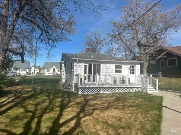 $199,900 | 309 North Broadway, Buhl, ID 83316