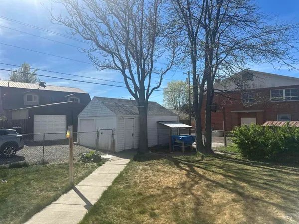 $199,900 | 309 North Broadway, Buhl, ID 83316