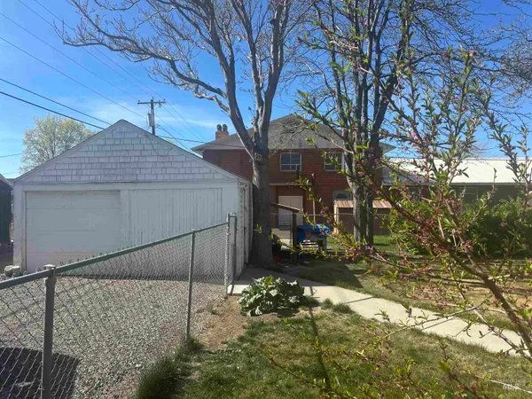 $199,900 | 309 North Broadway, Buhl, ID 83316