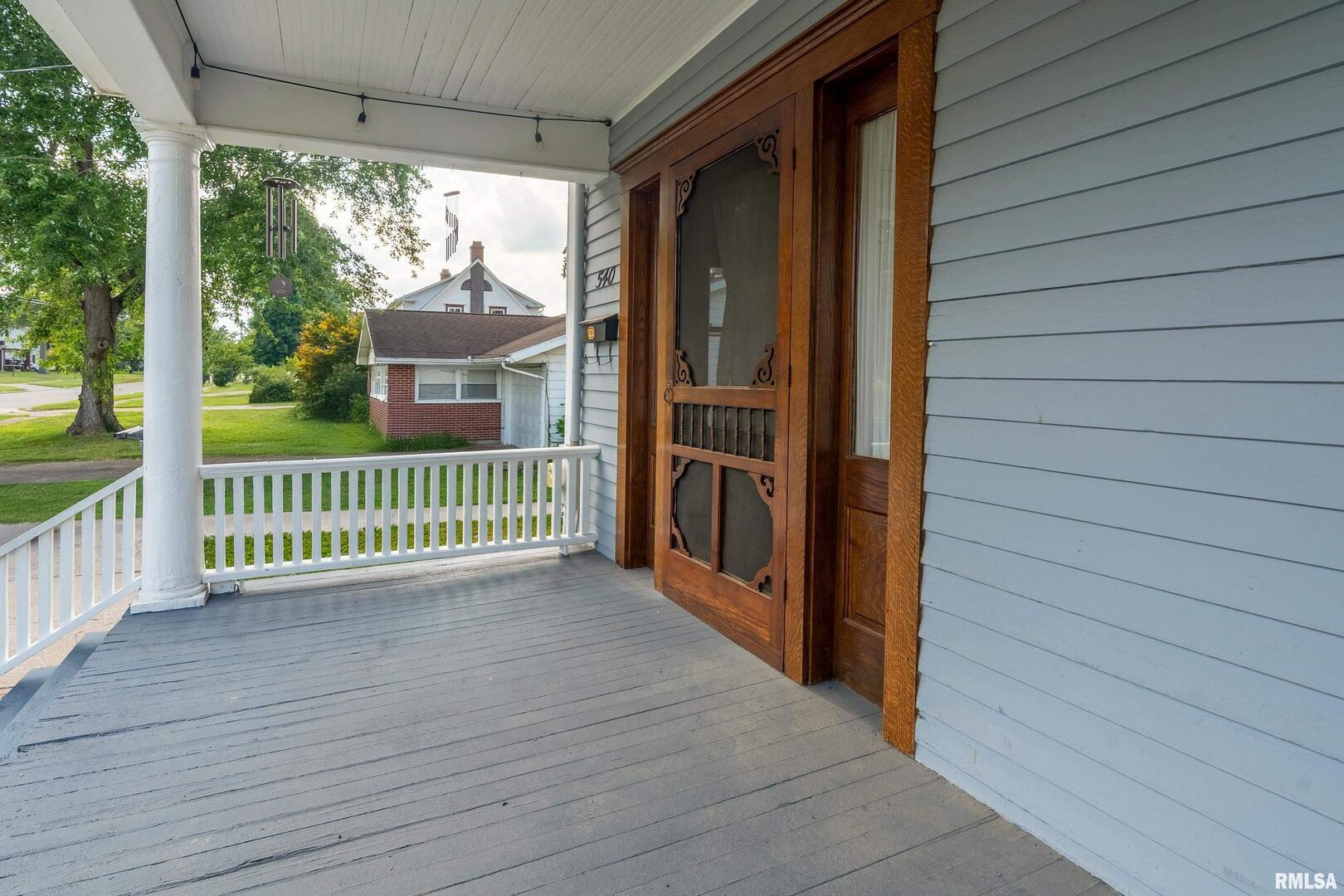 540 East Main Street Du Quoin, IL 62832 - Photo 4 of 43