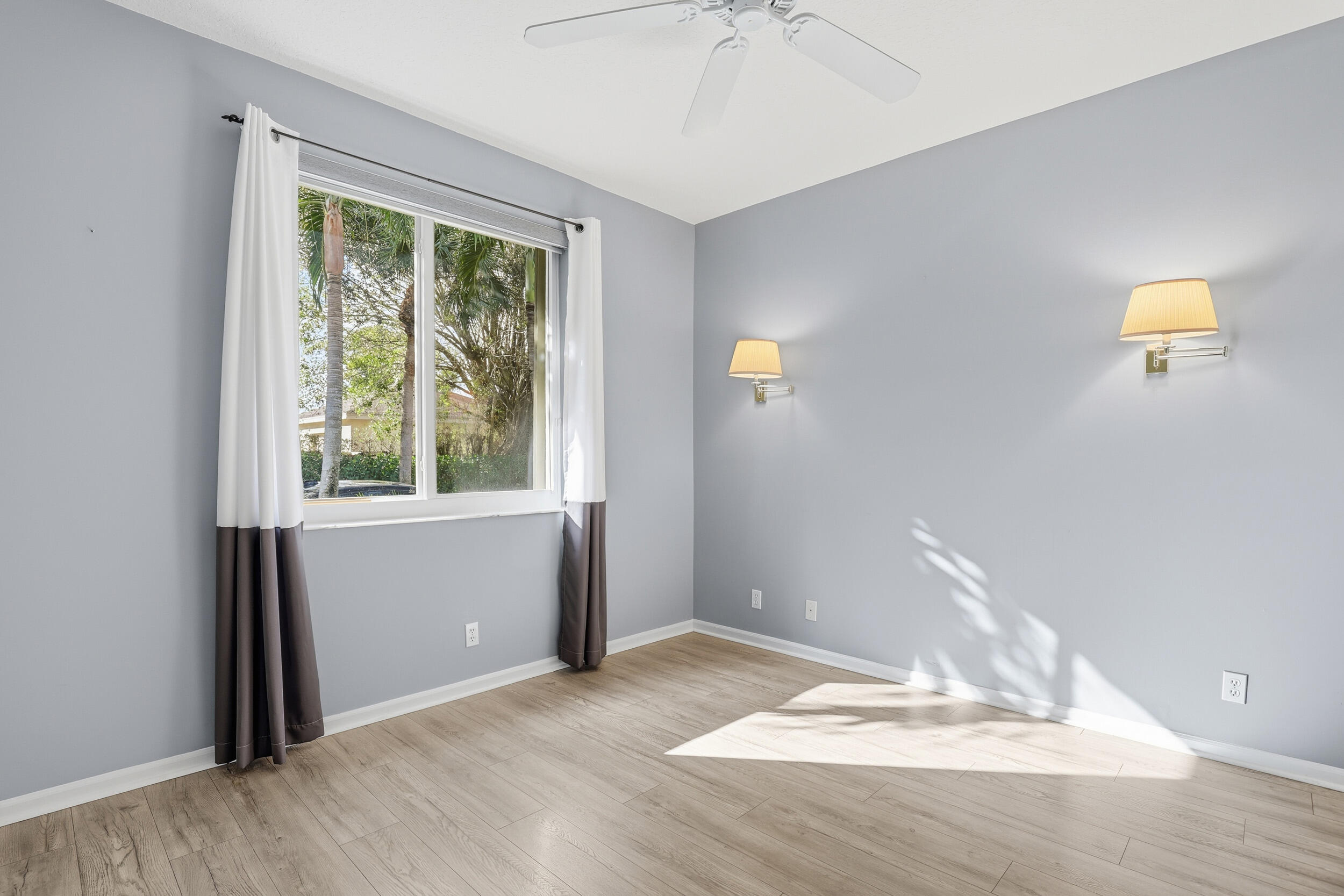 5405 Monterey Circle, Unit G Delray Beach, FL 33484 - Photo 48 of 71 Bedroom 2