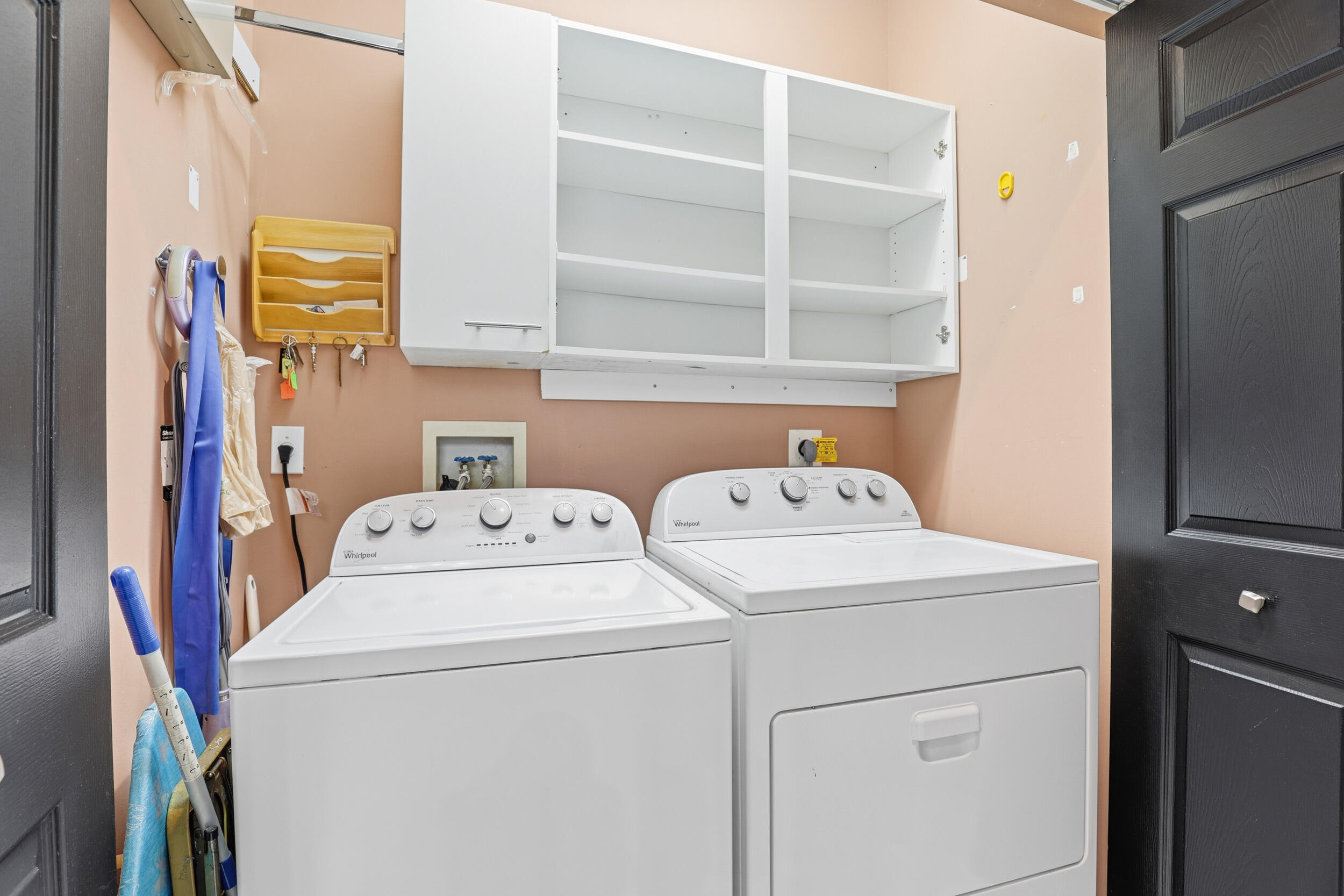 5405 Monterey Circle, Unit G Delray Beach, FL 33484 - Photo 51 of 71 Laundry Area