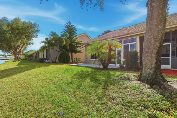 $475,000 | 5405 Monterey Circle, Unit G, Delray Beach, FL 33484