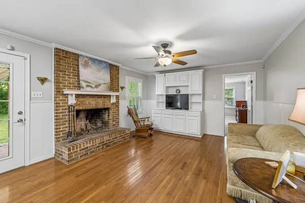 $580,000 | 1305 Jewell Drive, Columbia, TN 38401