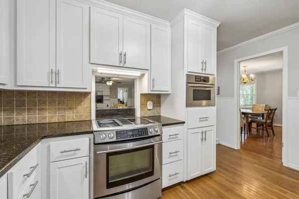 $580,000 | 1305 Jewell Drive, Columbia, TN 38401