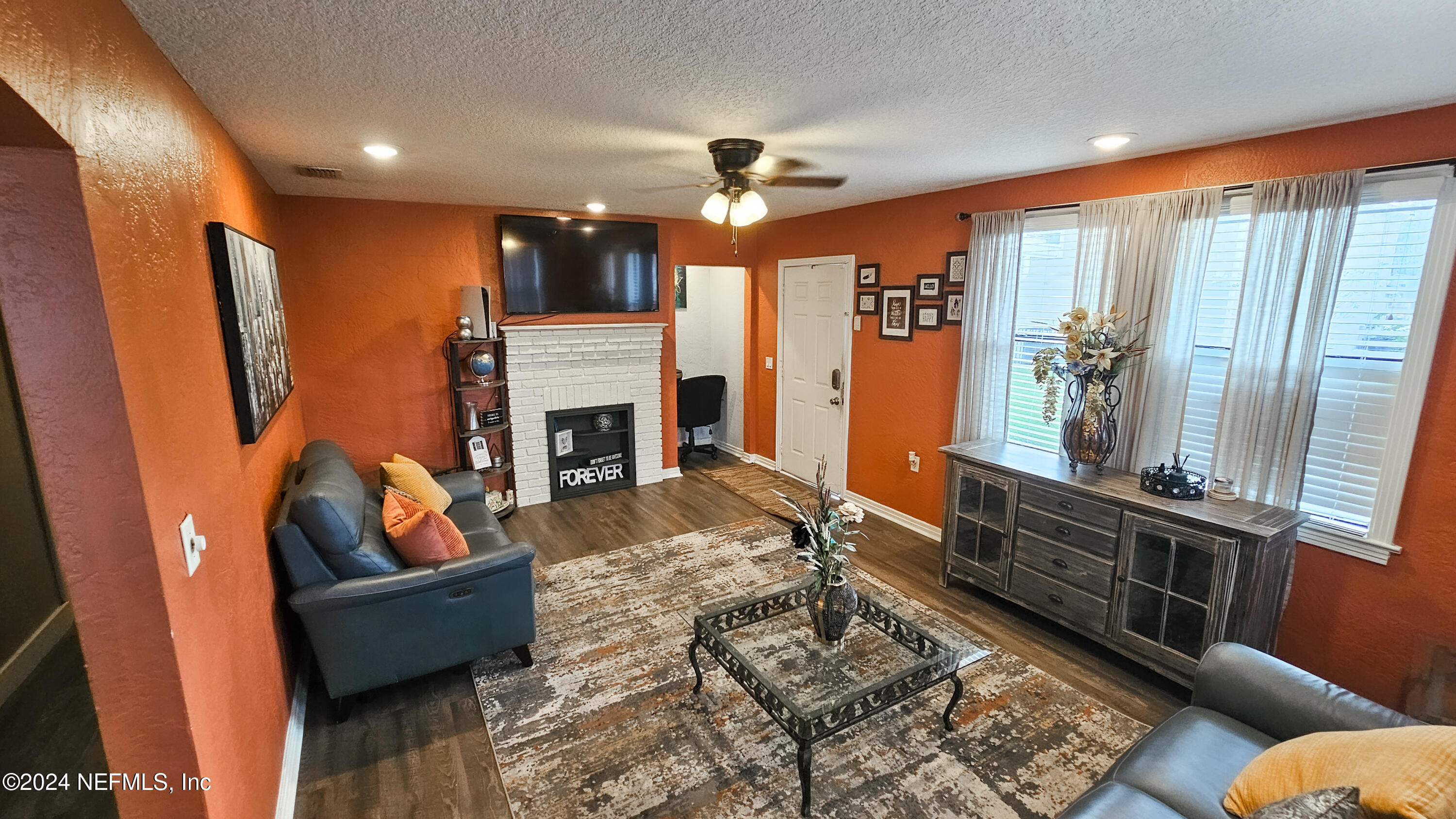 3820 Zion Road Jacksonville, FL 32207 - Photo 13 of 39 3820 Zion Rd Interior-01 (1)