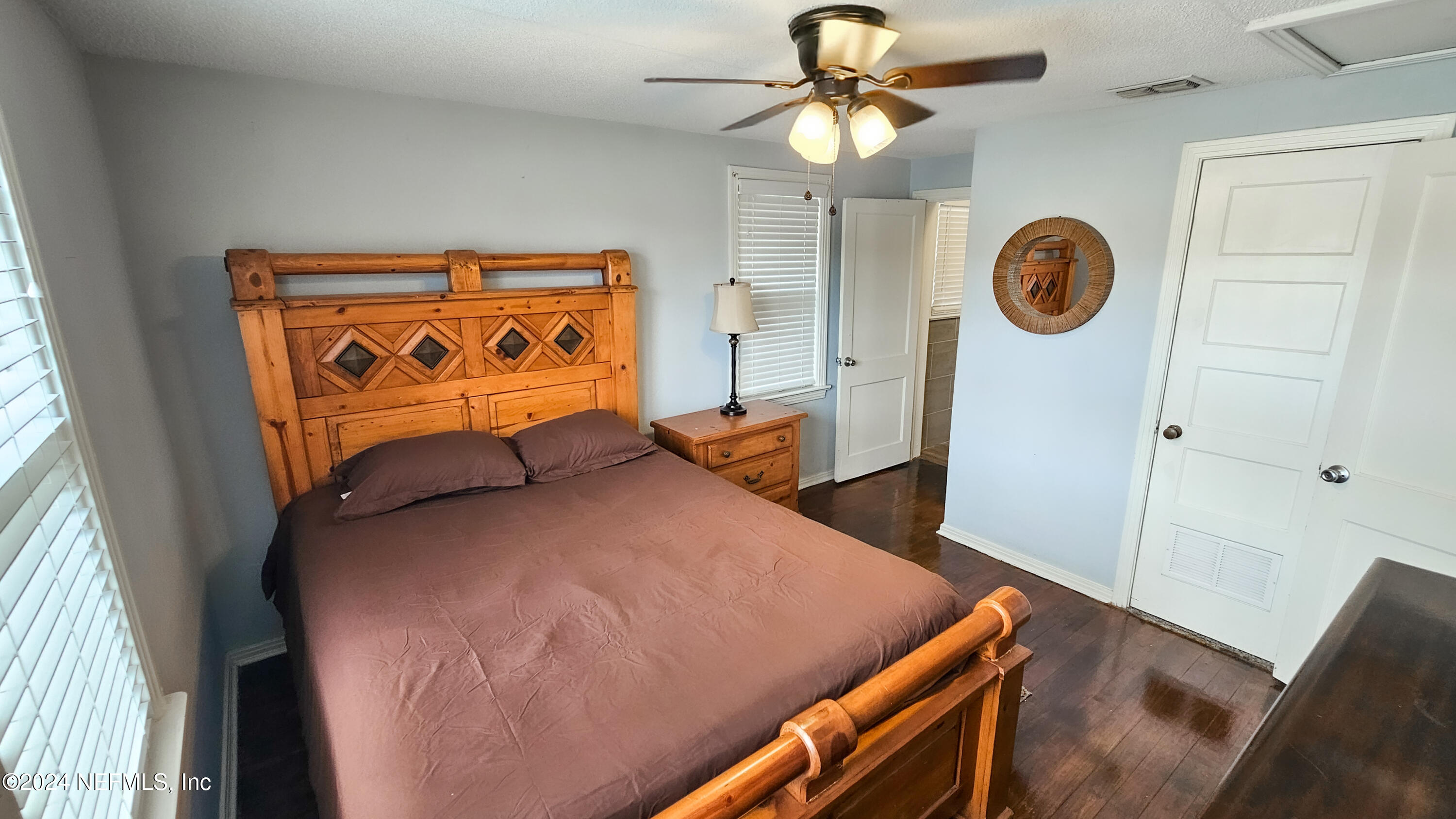 3820 Zion Road Jacksonville, FL 32207 - Photo 33 of 39 Apartment- Bedroom