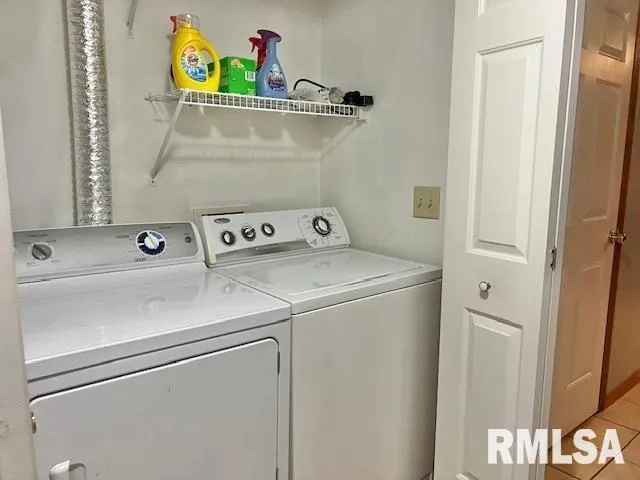 $149,000 | 3828 Creek Hill Drive, Unit 3, Bettendorf, IA 52722