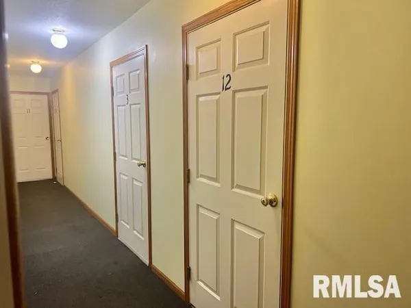 $149,000 | 3828 Creek Hill Drive, Unit 3, Bettendorf, IA 52722